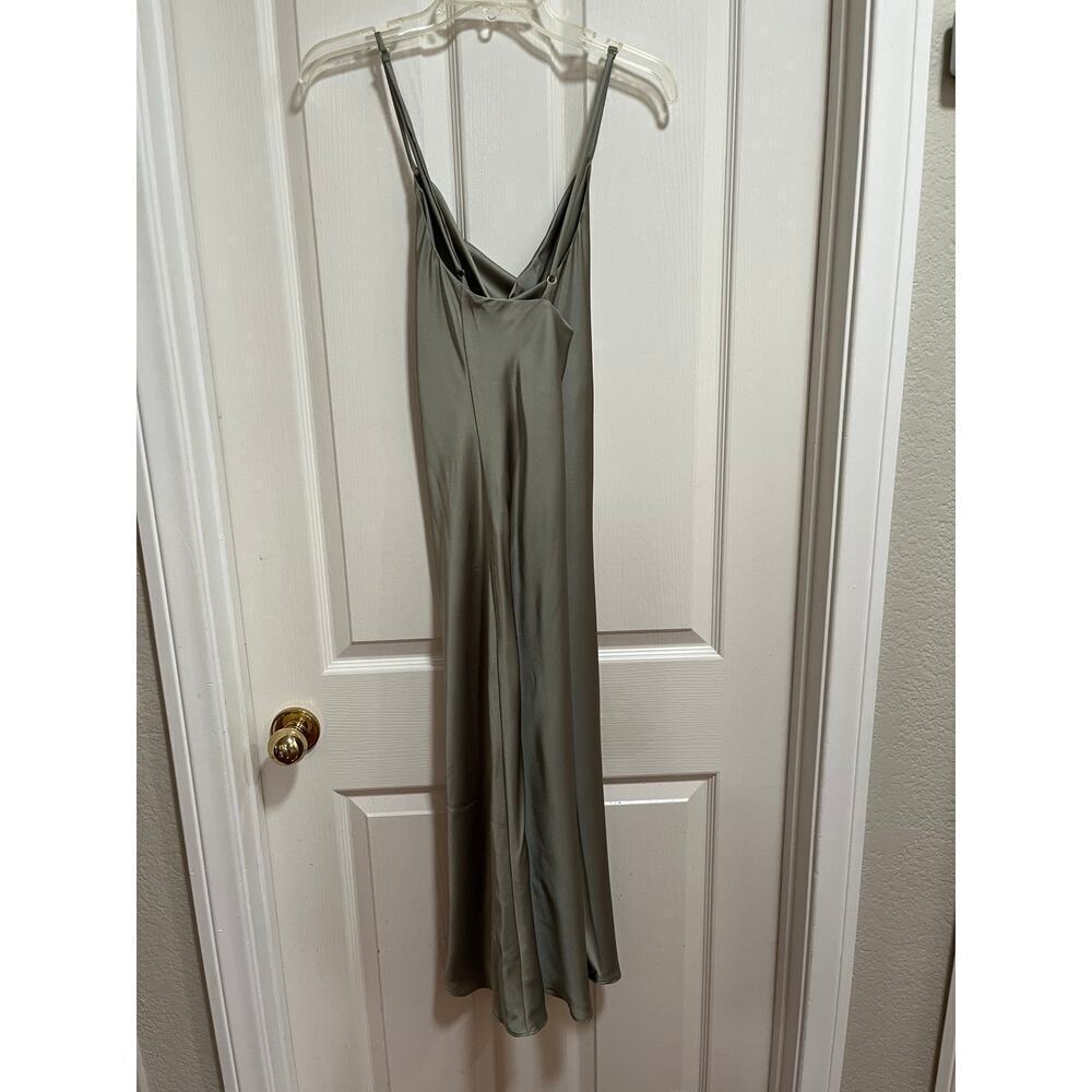 NWT Show me Your Mumu Verona Cowl Dress Miss Green Luxe Satin Large Midi Wedding - Picture 4 of 11